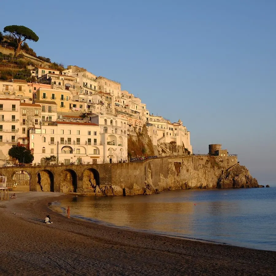 Lägenhet Appartamenti Casadelsole Amalfi